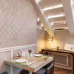 Otel Galileo Champs Elysees 4*