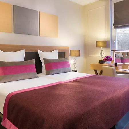 Szálloda Galileo Champs Elysees 4*