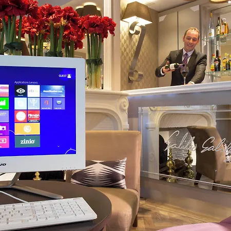 Hotel Galileo Champs Elysees 4*