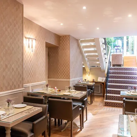 Hotel Galileo Champs Elysees Paříž