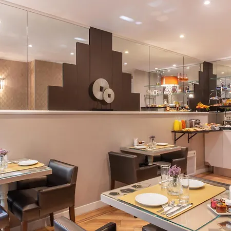 Galileo Champs Elysees Paříž