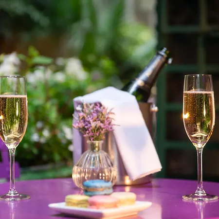 Hotel Galileo Champs Elysees Paříž