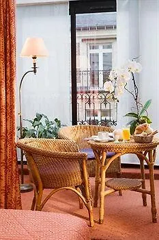 Galileo Champs Elysées Hotel 4*