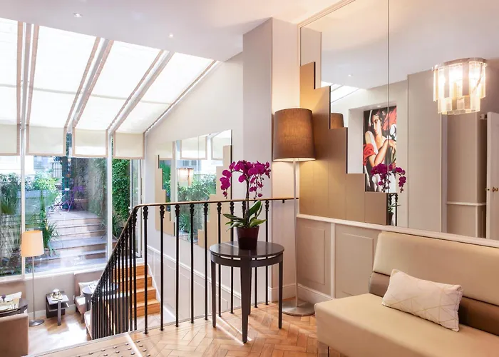 Galileo Champs Elysées París