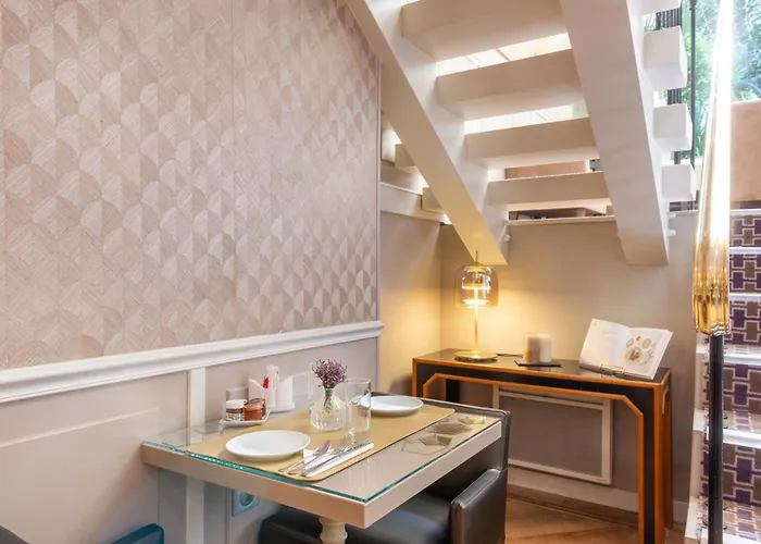 Hotel Galileo Champs Elysées 4*