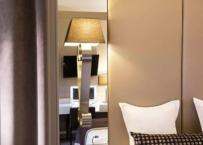 Galileo Champs Elysées Hotel Parigi
