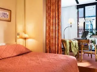 Galileo Champs Elysées Hotel