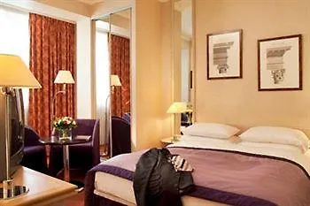 Hotel Galileo Champs Elysees 4*