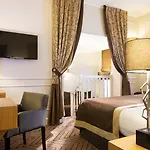 Hotel Galileo Champs Elysees 4*
